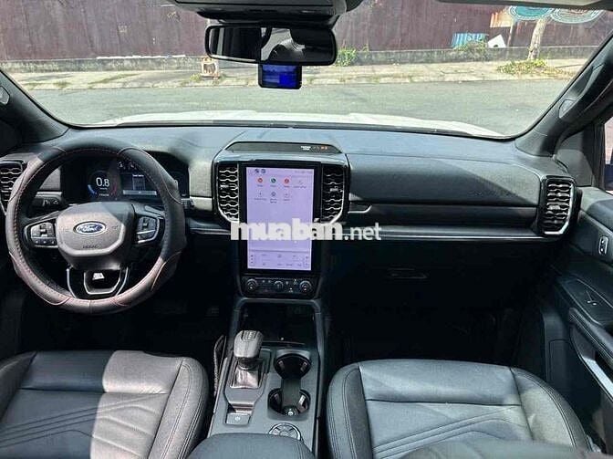 Ford Everest 2023 Titanium+ 2.0 AT 4x4