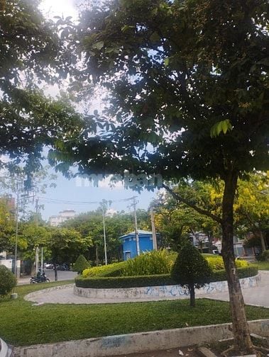 Đối diện công viên!! Nhà MT đường số 13- Bình Phú 1 Quận 6 (4x19m) 4T