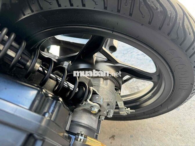 125 4v 2023 xe đẹp máy zin đúng chủ