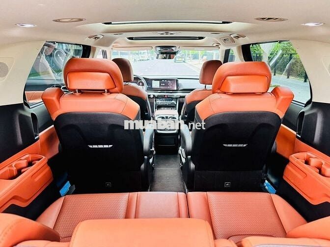 Kia Carnival 2021 - một chủ, đăng ký 2022