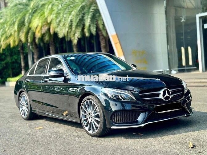 Mercedes Benz C300 AMG model 2018 1 chủ