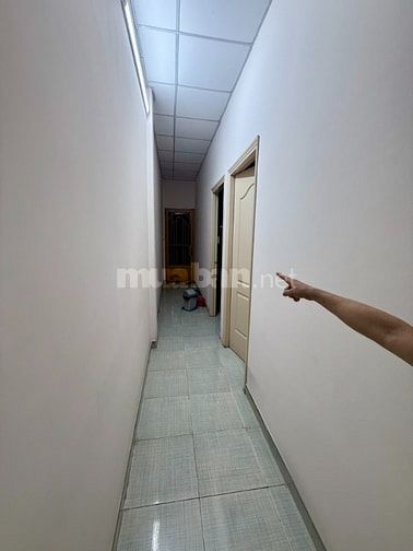 Bán Căn Hộ Nguyễn Biểu, Quận 5 - 3PN, Sân Thượng - Sổ Hồng Riêng