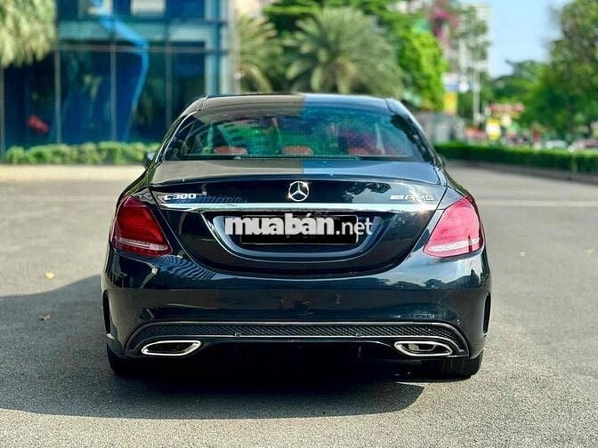 Mercedes Benz C300 AMG model 2018 1 chủ