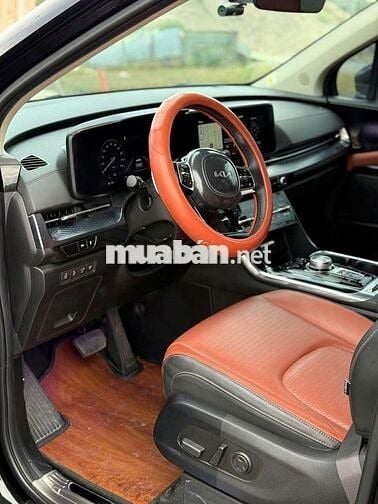 Kia Carnival 2023 Signature 2.2D - 27000 km