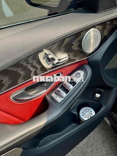Mercedes Benz C300 AMG model 2018 1 chủ