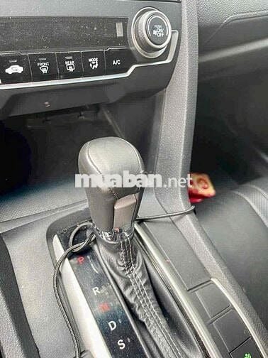 Honda Civic 2018 1.8 E - 70000 km