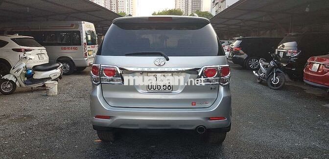 Toyota Fortuner 2012 máy dầu - 128000 km