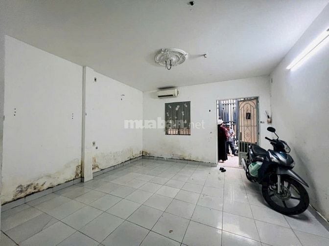 Bán nhà đường số 2 , Hiệp Bình Chánh , 31m2 , 2,49tỷ . LH : 0866408299
