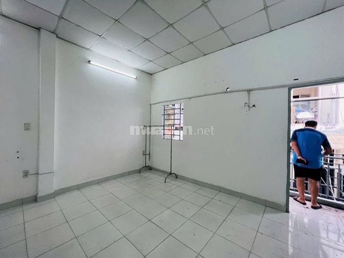 Bán nhà đường số 2 , Hiệp Bình Chánh , 31m2 , 2,49tỷ . LH : 0866408299