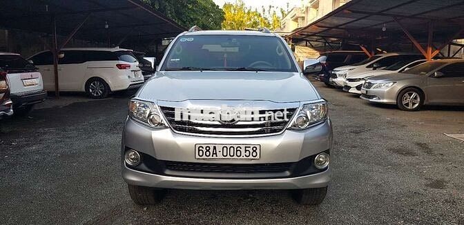 Toyota Fortuner 2012 máy dầu - 128000 km