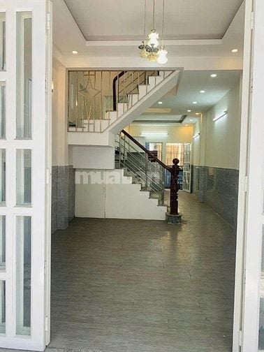 Còn duy nhất một căn 48m², Phạm Ngũ Lão Q1. Xây 2 tầng, hẻm xe hơi 6m