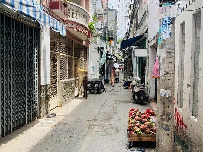 Còn duy nhất một căn 48m², Phạm Ngũ Lão Q1. Xây 2 tầng, hẻm xe hơi 6m