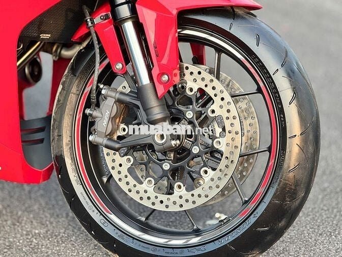 Mạnh Hà Motor bán CBR650R 2025 E-Clutch như mới 2k