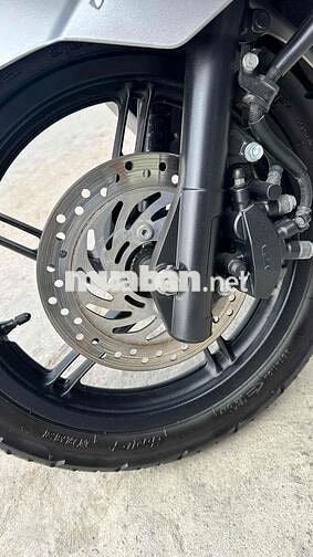 Honda PCX 125 bạc 2018 ( hỗ trợ góp )