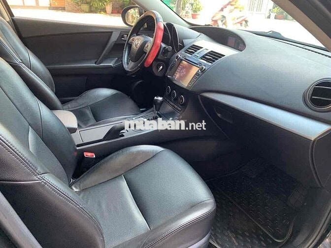 Mazda 3 2014 1.6 AT - 100000 km