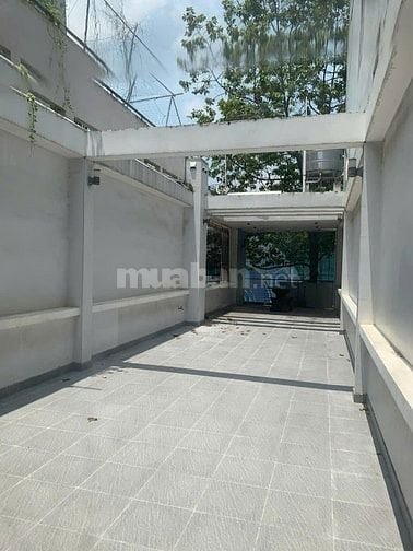 Cho thuê nhà 204 Trần Quang Khải Q1 giá 65 tr/tháng