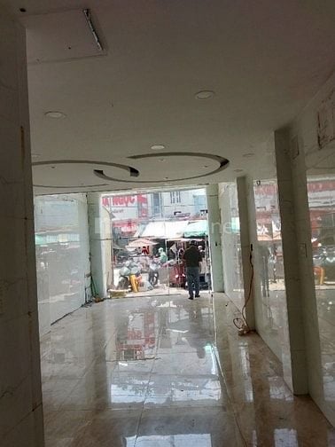 Nhà mặt tiền 4,5 x 13 đúc 1 lững 2 lầu sân thượng thống nhất phường 15