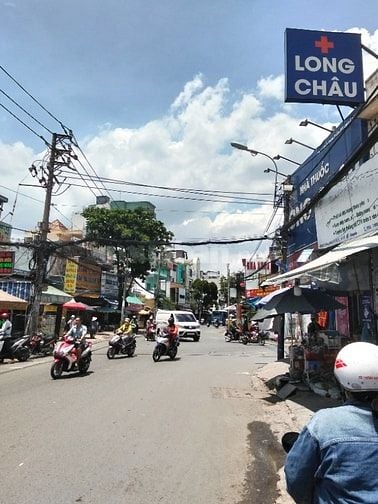 Nhà mặt tiền 4,5 x 13 đúc 1 lững 2 lầu sân thượng thống nhất phường 15
