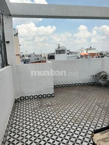 Nhà mặt tiền 4,5 x 13 đúc 1 lững 2 lầu sân thượng thống nhất phường 15