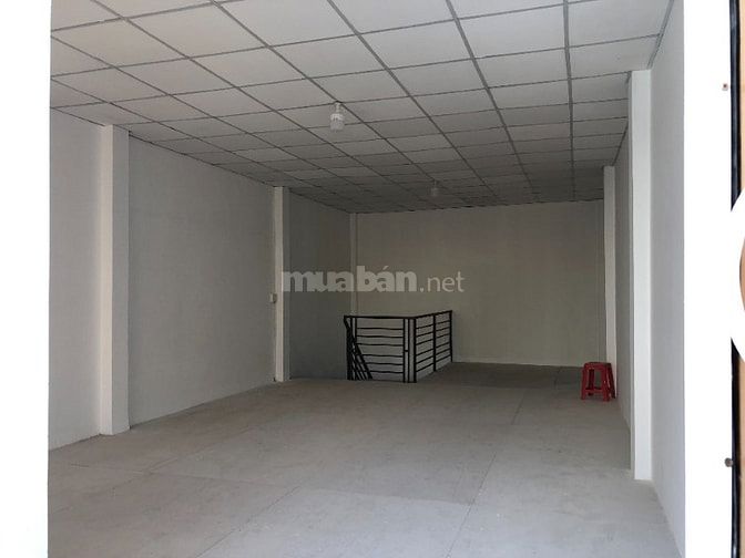 Cho thuê nhà mặt tiền 122 Nguyễn Phúc Nguyên, P.9, Q.3