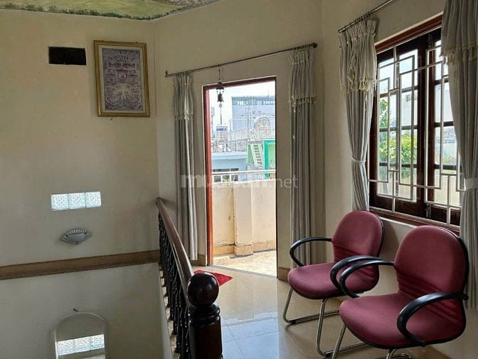 Nhà bán dt 300m2 đường huỳnh tấn phát quận 7 gồm 5 tầng giá 13.8ty TL