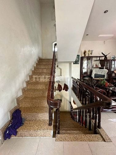 Nhà bán dt 300m2 đường huỳnh tấn phát quận 7 gồm 5 tầng giá 13.8ty TL