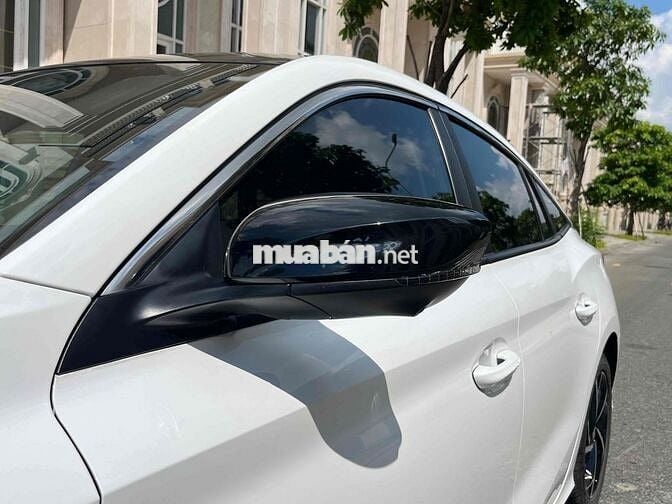 MG5 Luxury 2022 còn mới lắm