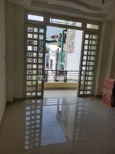 Cho thuê nhà hẻm 3m Hòa Hảo, P.4, Q.10 giá 12tr