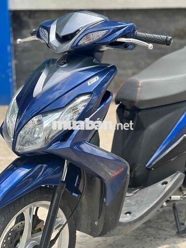 Luvias Fi Đời Cao 2015. Xe Đẹp Keng. Máy Zin Êm