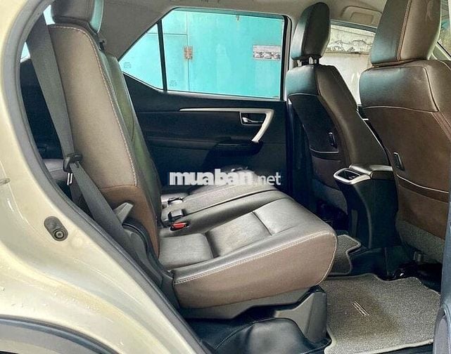 Toyota Fortuner 2019 2.7V máy xăng - 51438 km
