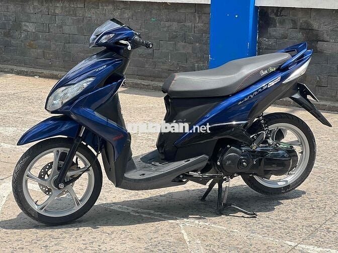 Luvias Fi Đời Cao 2015. Xe Đẹp Keng. Máy Zin Êm