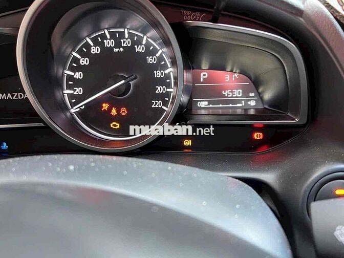 Mazda 2 2024 1.5 AT - 4000 km