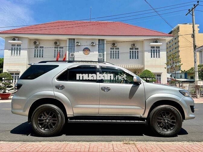 Toyota Fortuner 2016 2.7V 4X2 AT - 41200 km