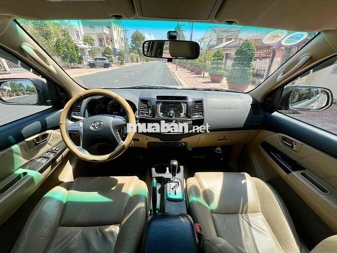 Toyota Fortuner 2016 2.7V 4X2 AT - 41200 km