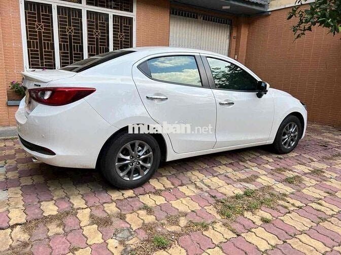 Mazda 2 2024 1.5 AT - 4000 km