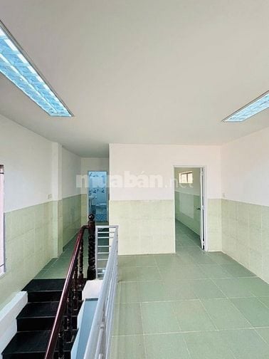 Nhà 4,05 x 13,5 đúc 2 tấm hẻm 3m Quang Trung phường 10 gò vấp 