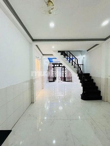 Nhà 4,05 x 13,5 đúc 2 tấm hẻm 3m Quang Trung phường 10 gò vấp 