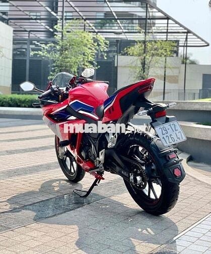 Honda CBR 150R