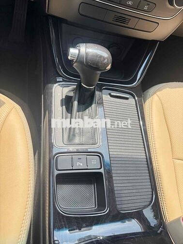 Kia Sorento 2.2 DATH màu trắng 2016