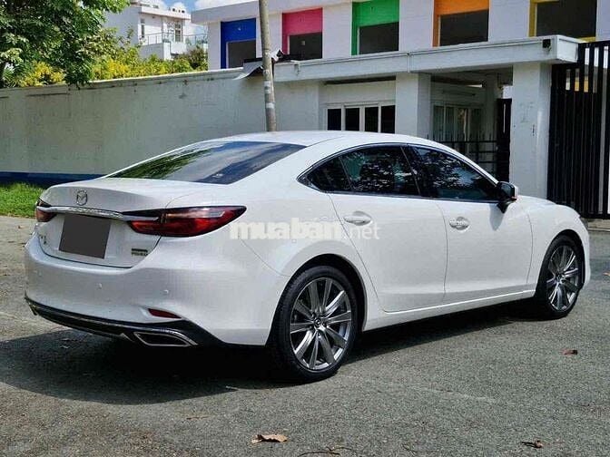 Mazda 6 Signature Premium 2.5 AT 2021 - 61000 km