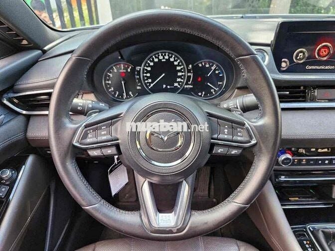 Mazda 6 Signature Premium 2.5 AT 2021 - 61000 km