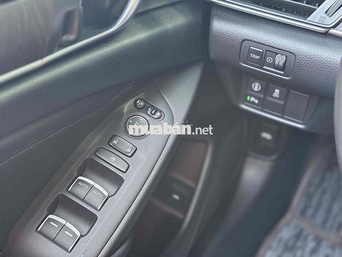 Honda Accord Sensing 1.5 Turbo màu đen 2022