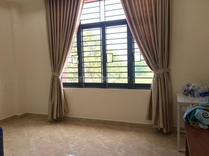 Bán nhà Lê Văn Lương. 9.3 x 13m, DTSD 350m. 1 trệt, 2 lầu, đường 12m