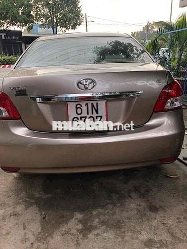 Toyota Vios 2007 E số sàn - 800000 km