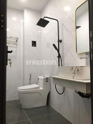 Bán nhà 2 tiền sát chung cư hiệp thành city