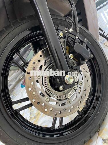 SH 300i nhập Ý 2016 BSTP dễ nhìn