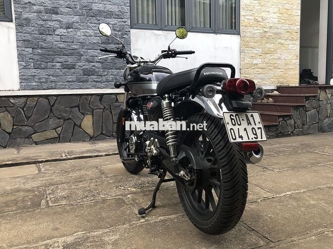 Honda CB350 H'ness màu đen 2022