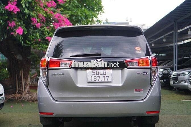 Toyota Innova 2022 G 2.0 - 38000km