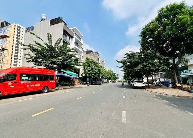 Bán đất An Khánh mặt đường Bạch Đông Ôn khu 1.8ha gần chợ (69m2) 21 tỷ