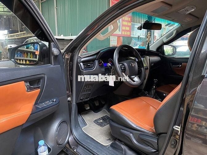 Toyota Fortuner 2019 2.4G 4x2 MT - 89559 km